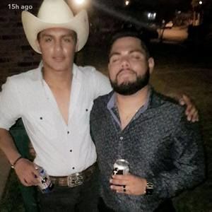 Meet your Posher, Everardo